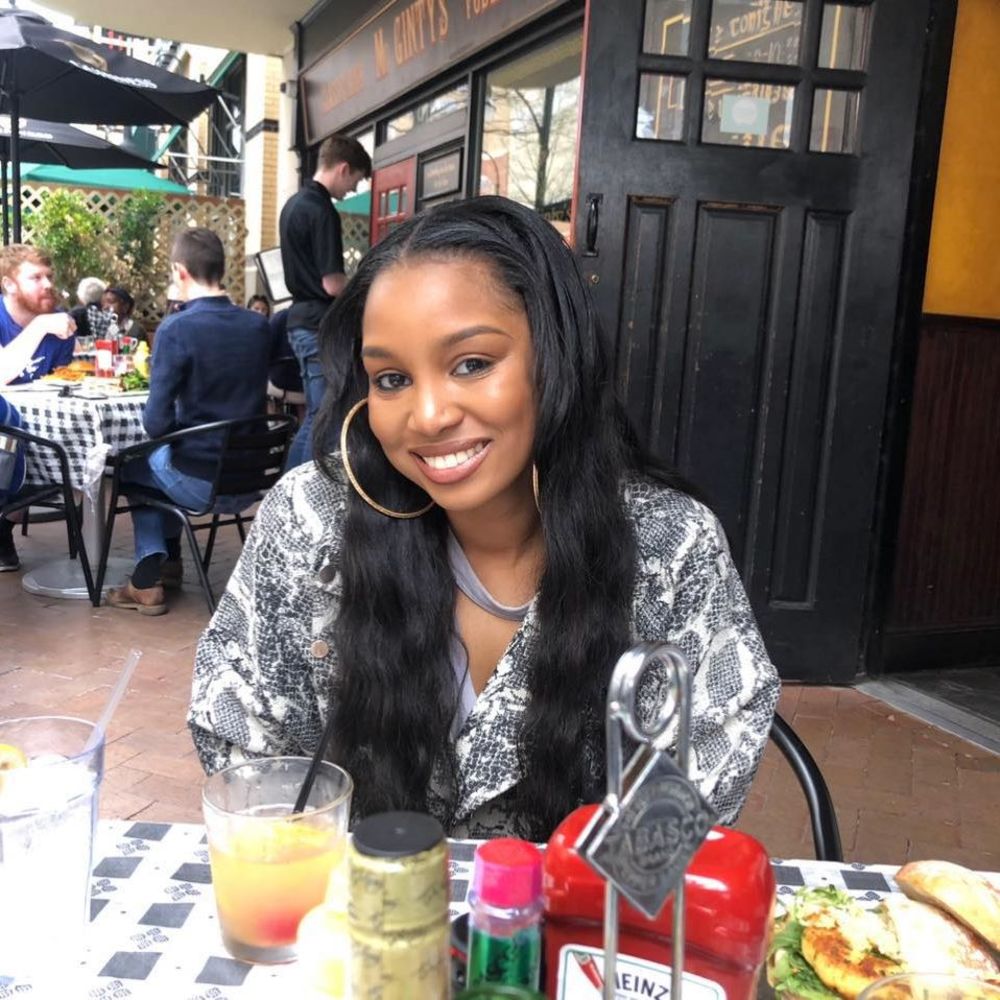 Meet your Posher, Makaila